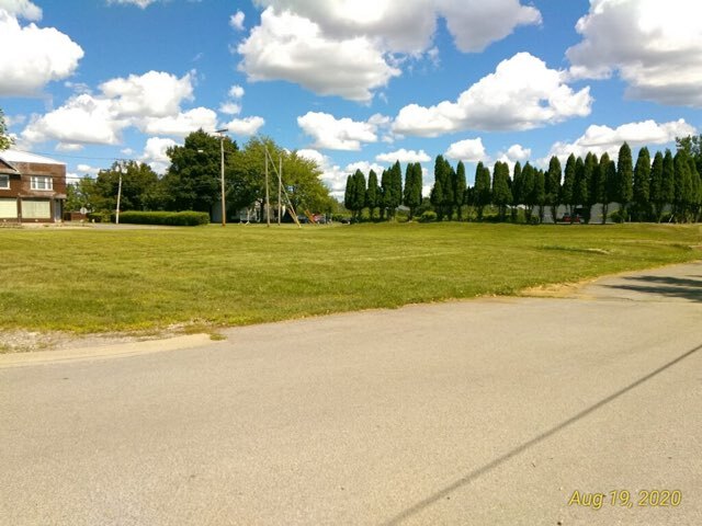 More Photos Of 400 Ingham Ave, Blasdell Light Distribution For Lease