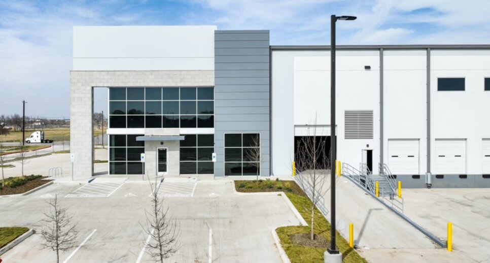 More Photos Of 6674 Cal Turner Dr, San Antonio Warehouse For Lease