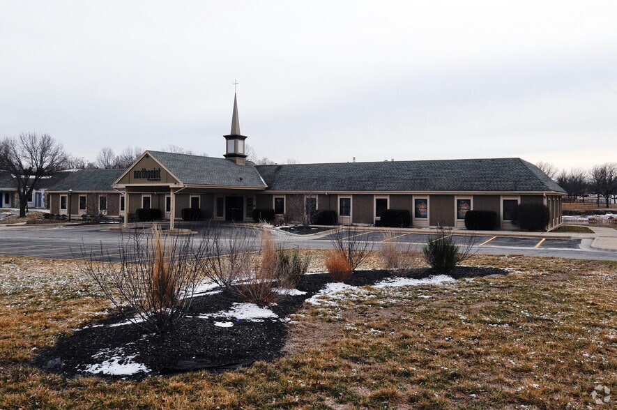More Photos Of 8865 Bourgade St, Lenexa Religious Facility For Sale
