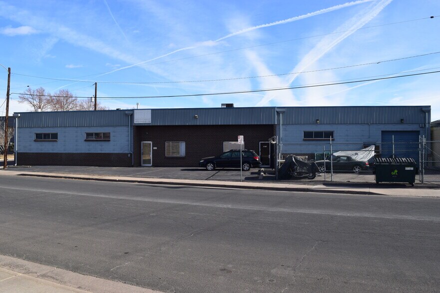 More Photos Of 3905-3911 S Mariposa St, Englewood Warehouse For Lease