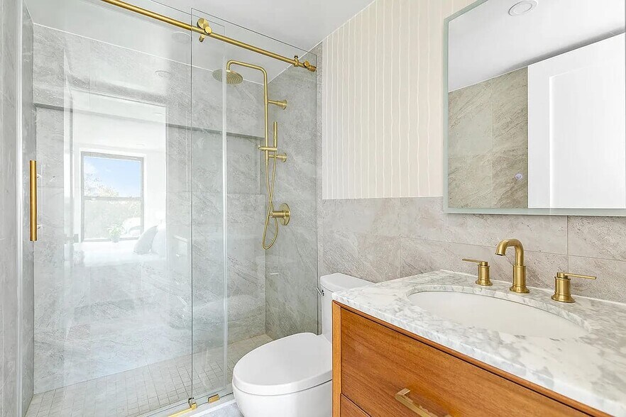More Photos Of 176 Atlantic Ave, Brooklyn Apartments For Sale