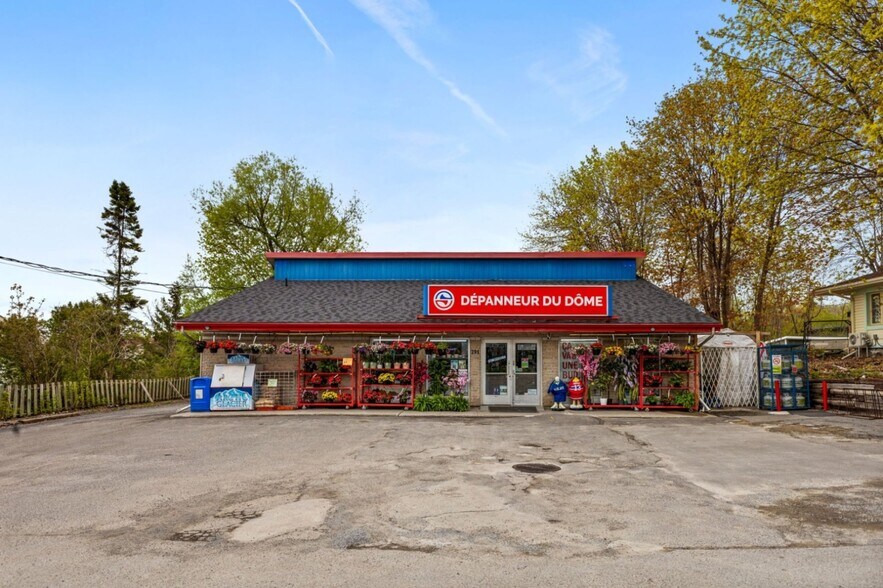 Primary Photo Of 291 Ch Freeman, Gatineau Freestanding For Sale