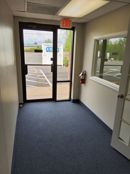 More Photos Of 2712 Richmond Hwy, Stafford Medical For Lease