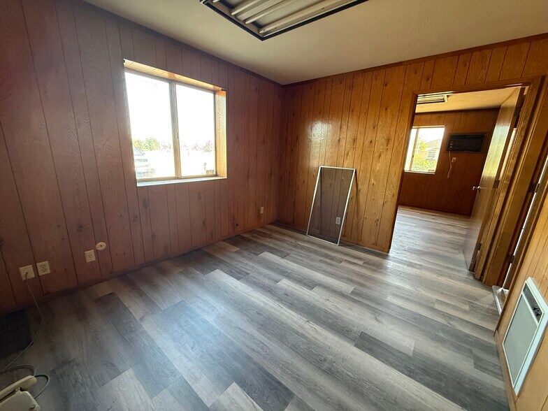 More Photos Of 8780 S Anchor Ave, Orange Cove Industrial For Lease