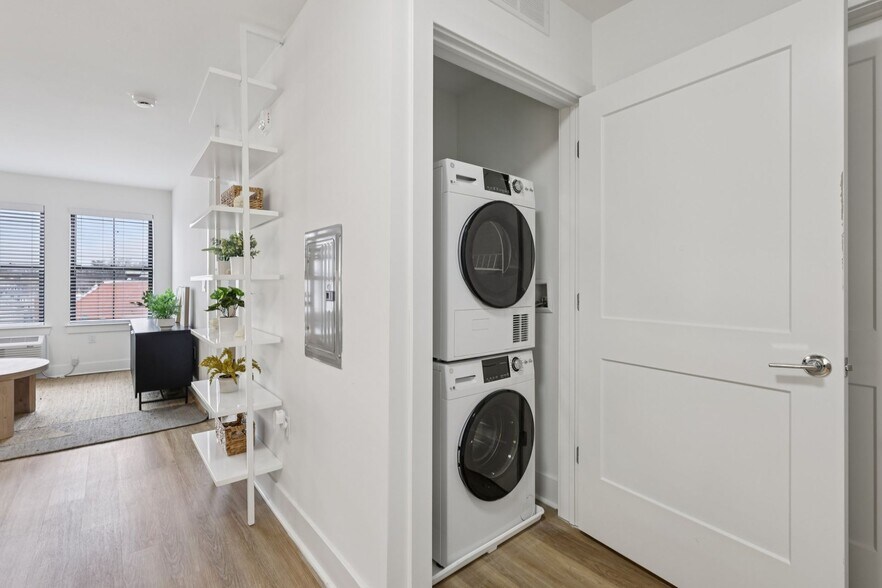 More Photos Of 10 W Westfield Ave W, Roselle Park Apartments For Lease