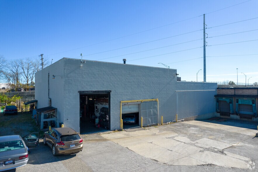 More Photos Of 875 Reynolds Ave, Columbus Warehouse For Sale