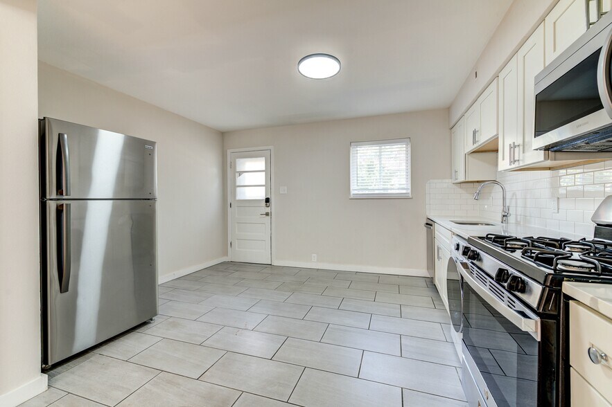 More Photos Of 7361 Dale Ave, Saint Louis Apartments For Sale