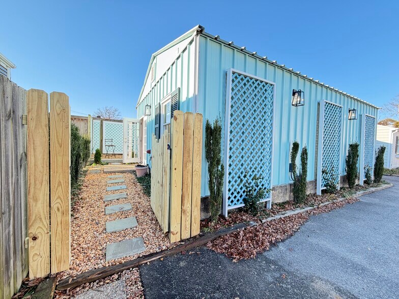 More Photos Of 308B Granite Ave, Richmond Loft Creative Space For Lease