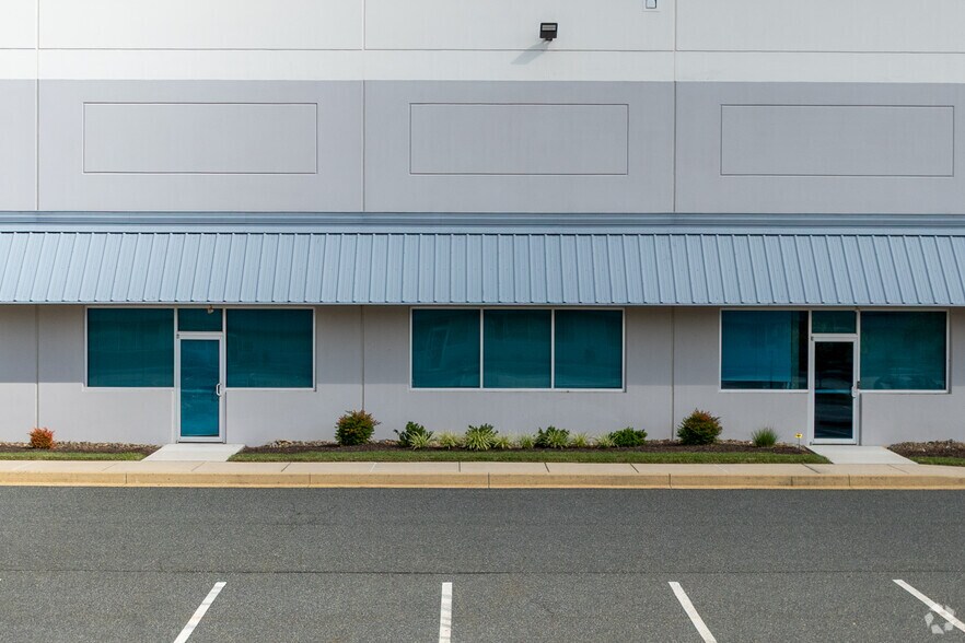 More Photos Of 2204 Lakeside Blvd, Edgewood Industrial For Sale