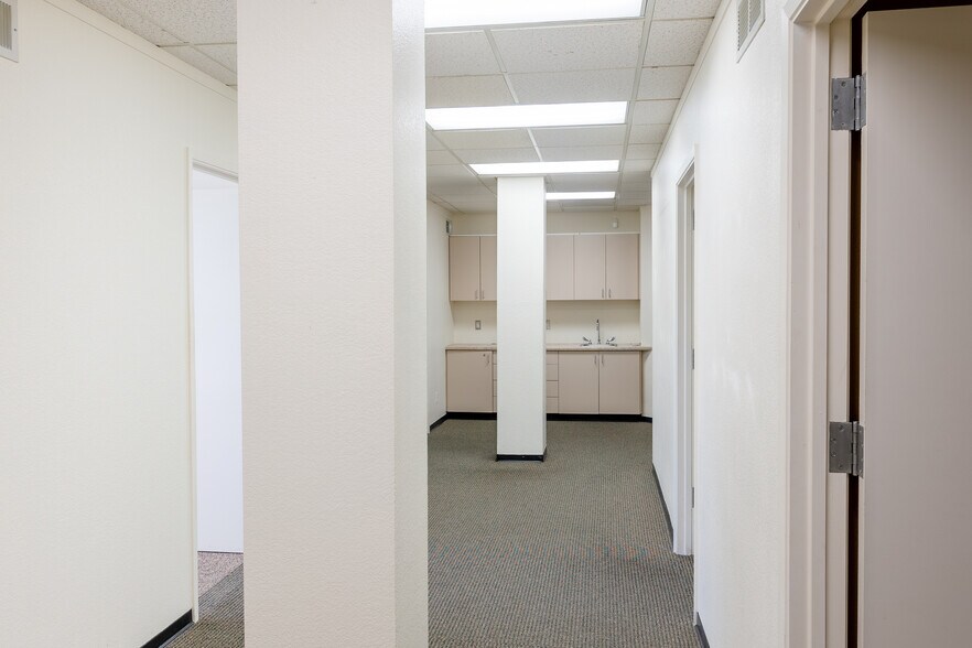 More Photos Of 85 Brookwood Ave, Santa Rosa Office For Lease
