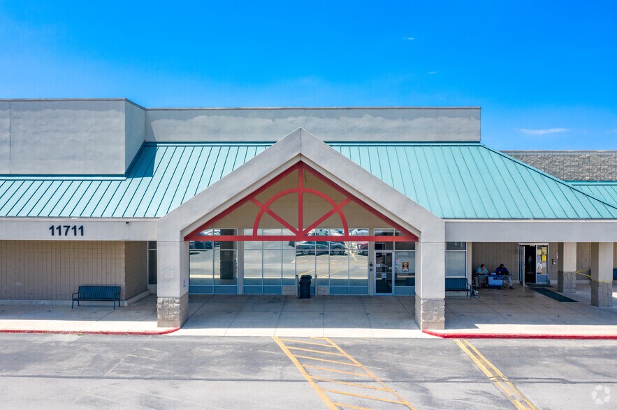 More Photos Of 11711 IH 35 N, San Antonio Office For Lease
