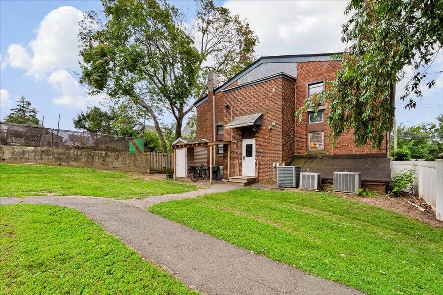 More Photos Of 338 Delawanna Ave, Clifton Daycare Center For Sale