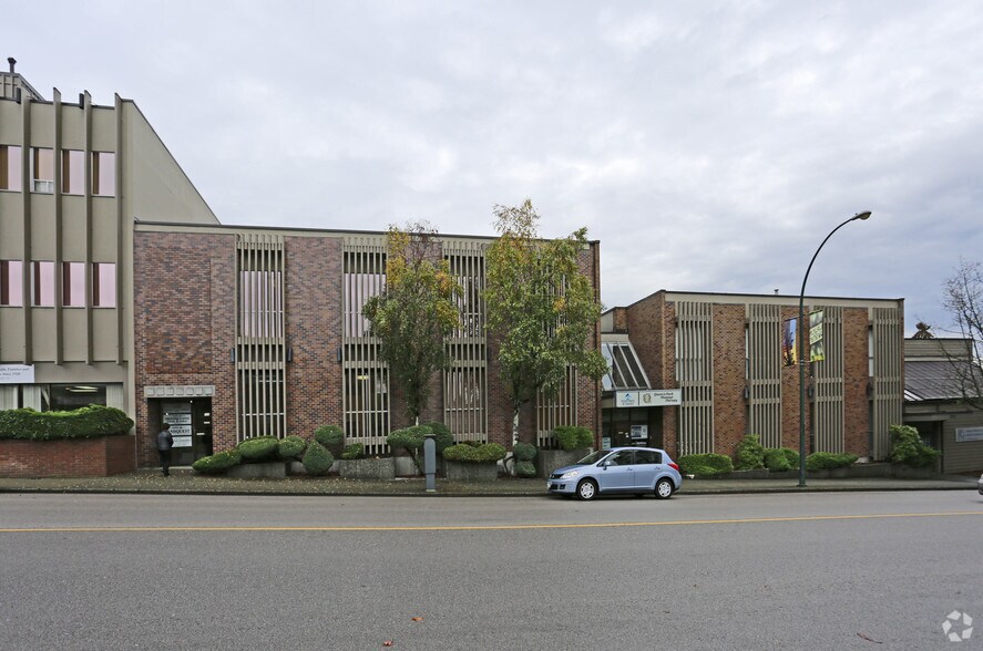 More Photos Of 301 Sixth St, New Westminster Office For Lease