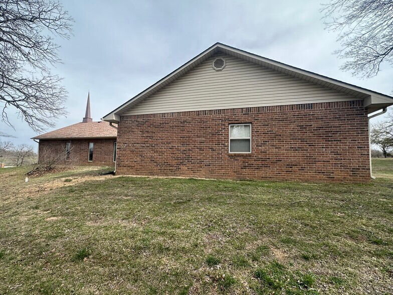 More Photos Of 3906 CR 2600, Dearing Specialty For Sale