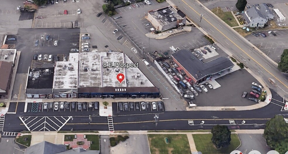 More Photos Of 8 E Prospect St, Waldwick Freestanding For Lease