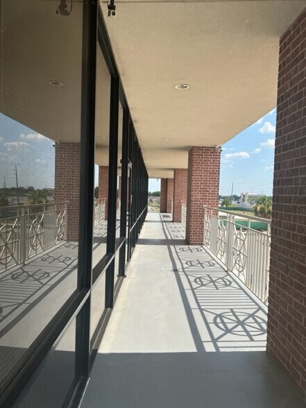 More Photos Of 6833 W Sam Houston Pky S, Houston Storefront Retail Office For Sale