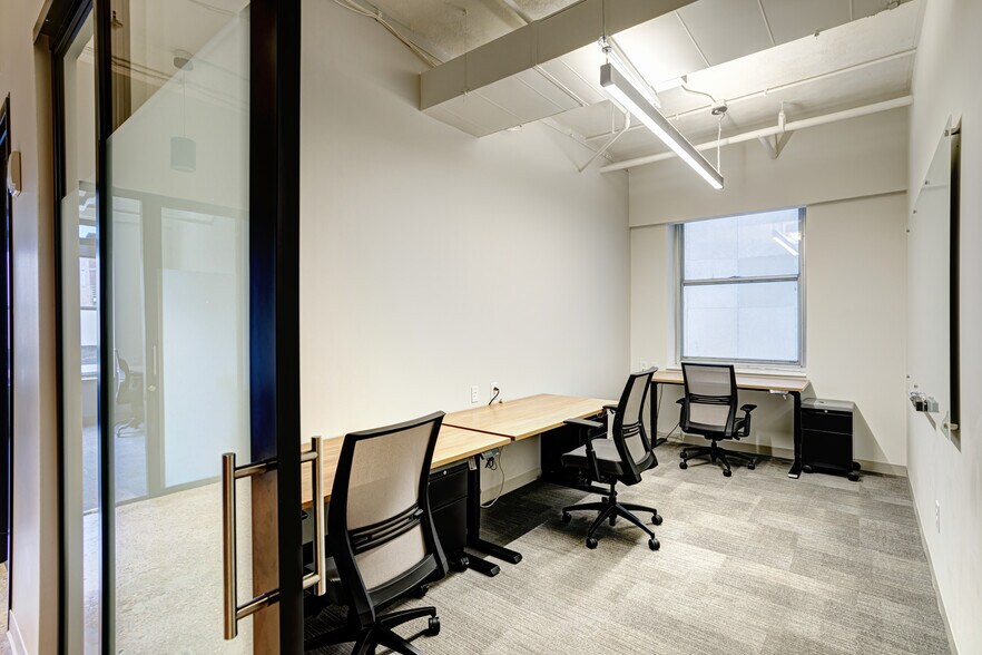 More Photos Of 159 4th Ave N, Nashville Office For Lease