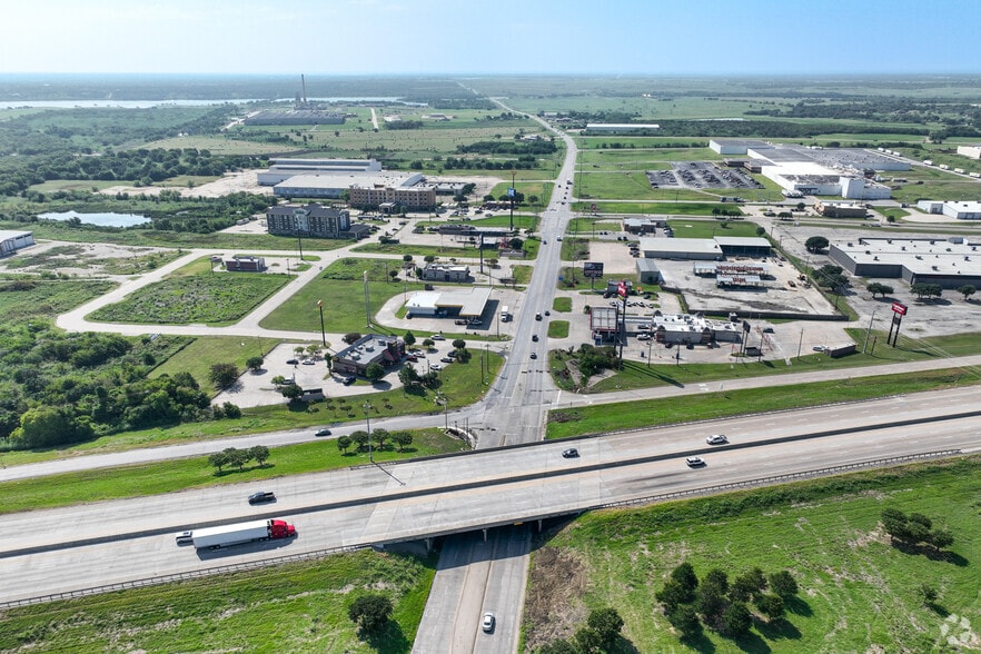 More Photos Of 097 U.S. 287 Hwy, Corsicana Land For Sale