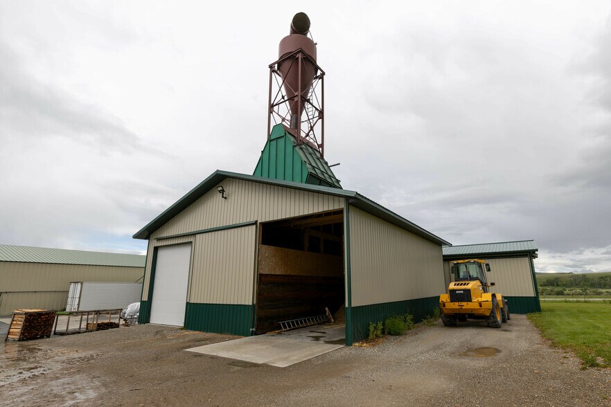 More Photos Of 2870 Gold Creek Rd, Gold Creek Industrial For Sale