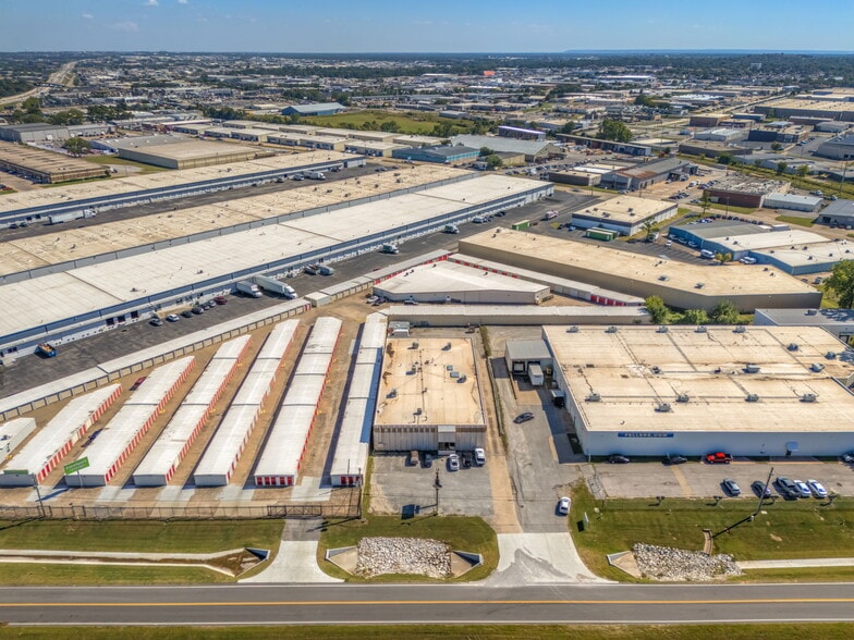 More Photos Of 6580 E Skelly Dr, Tulsa Manufacturing For Sale