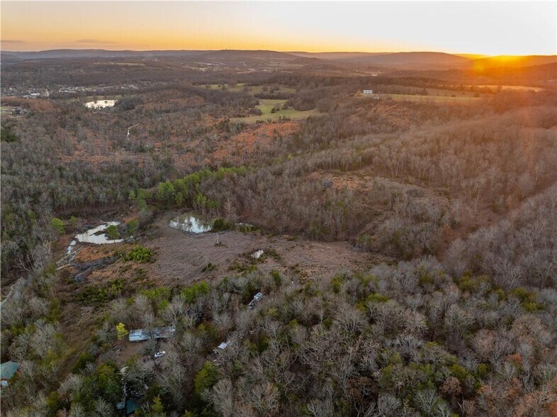More Photos Of 306 N Letitia Ave, Fayetteville Land For Sale