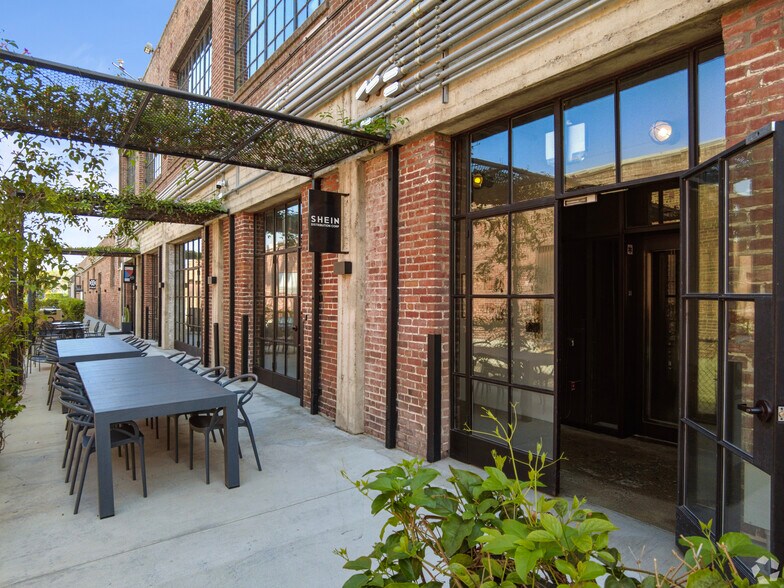 More Photos Of 1451 E 4th St, Los Angeles Office For Lease