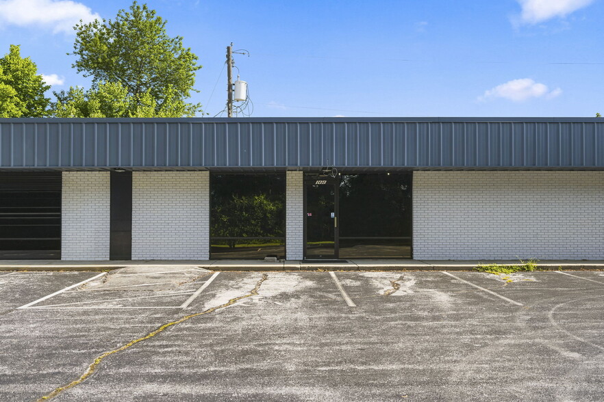 More Photos Of 5601 S Campbell Ave, Springfield General Retail For Sale