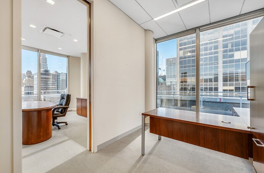 More Photos Of 805 Third Ave, New York Office For Lease