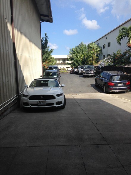 More Photos Of 73-5564 Olowalu St, Kailua Kona Warehouse For Sale