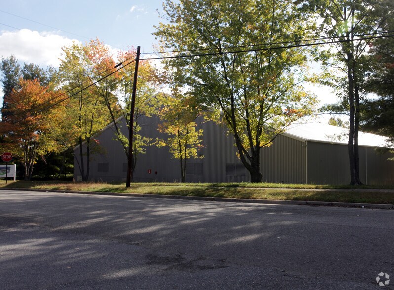 More Photos Of 10011 Good Luck Rd, Glenn Dale Sports And Entertainment For Lease