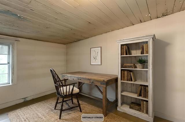 More Photos Of 133 W Springbrook Rd, Broadway Specialty For Sale