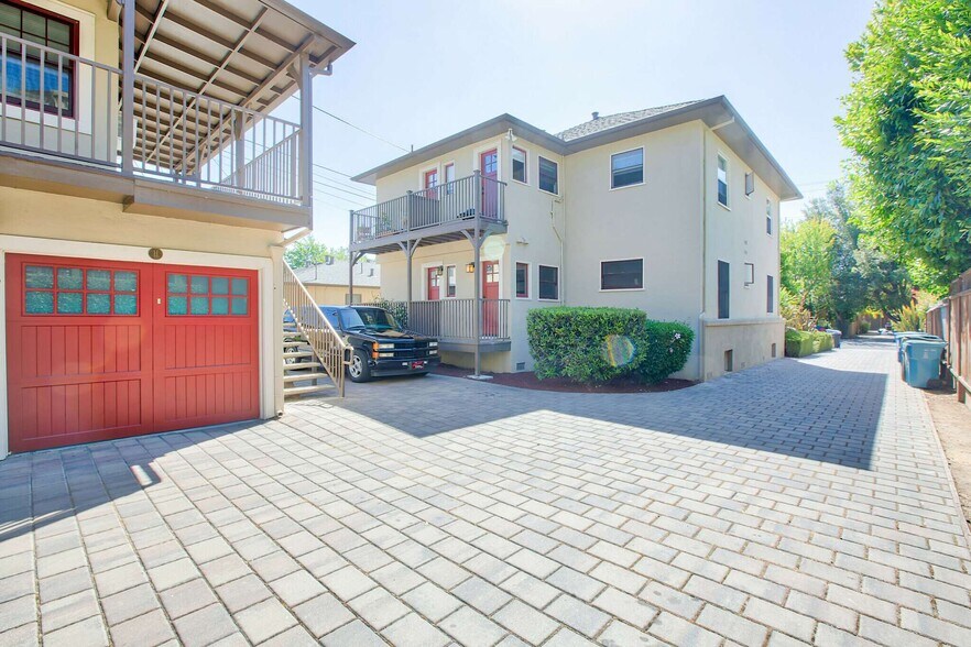 More Photos Of 325-327 Hawthorne Ave, Palo Alto Apartments For Sale