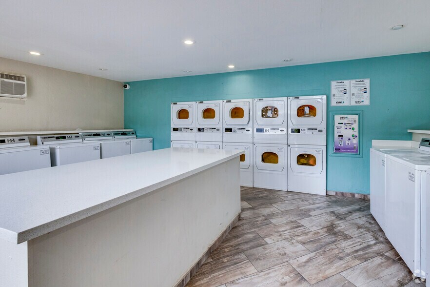 More Photos Of 1045 S San Jose St, Mesa Apartments For Sale