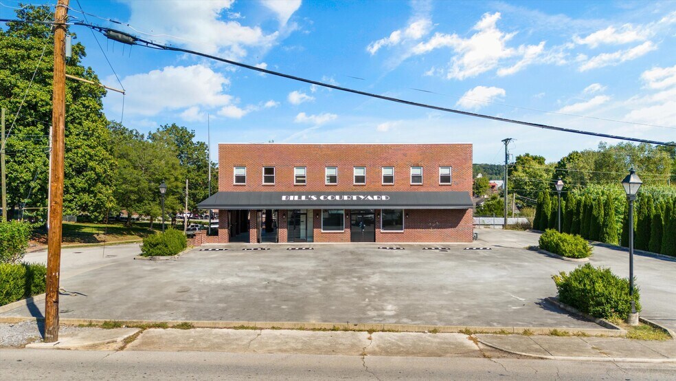 More Photos Of 700 Grove St, Loudon Office For Sale