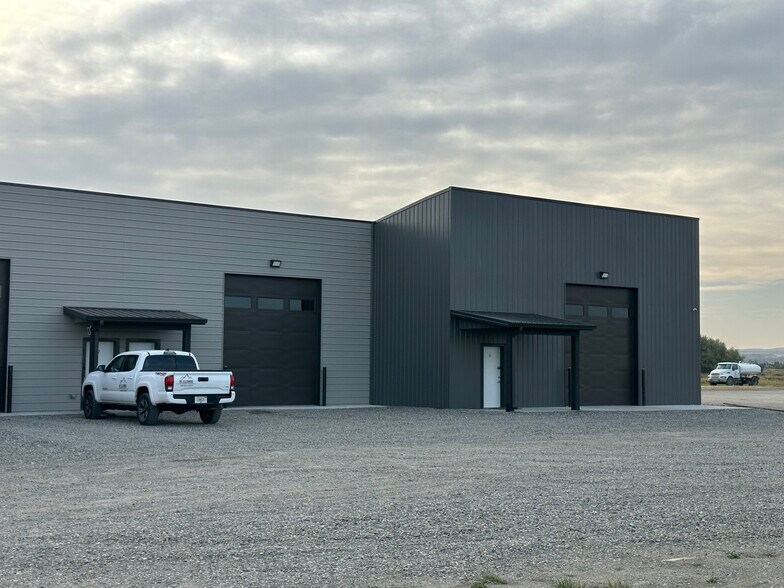 More Photos Of 6821 Cowgirl Way, Billings Warehouse For Lease