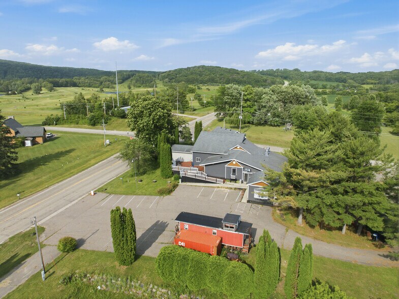 More Photos Of E13887 Highway DL, Merrimac Specialty For Sale