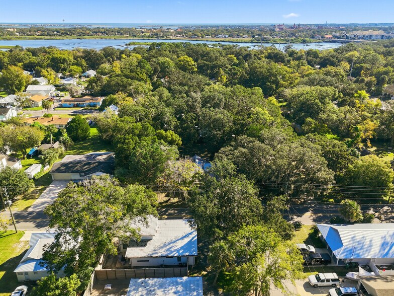 More Photos Of 9 Masters Dr, Saint Augustine Flex For Sale