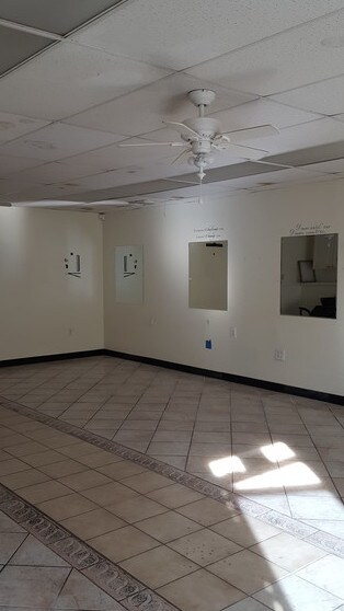 More Photos Of 43 Mays Landing Rd, Somers Point Freestanding For Lease