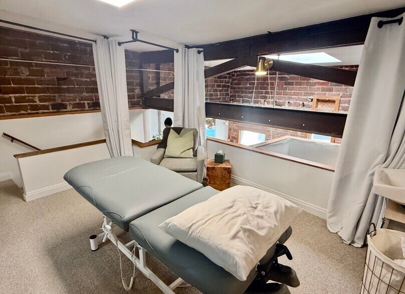 More Photos Of 1033 Monroe Dr, Atlanta Storefront Retail Office For Sale