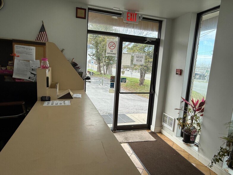 More Photos Of 947 new Loudon Rd, Latham Hotel For Sale