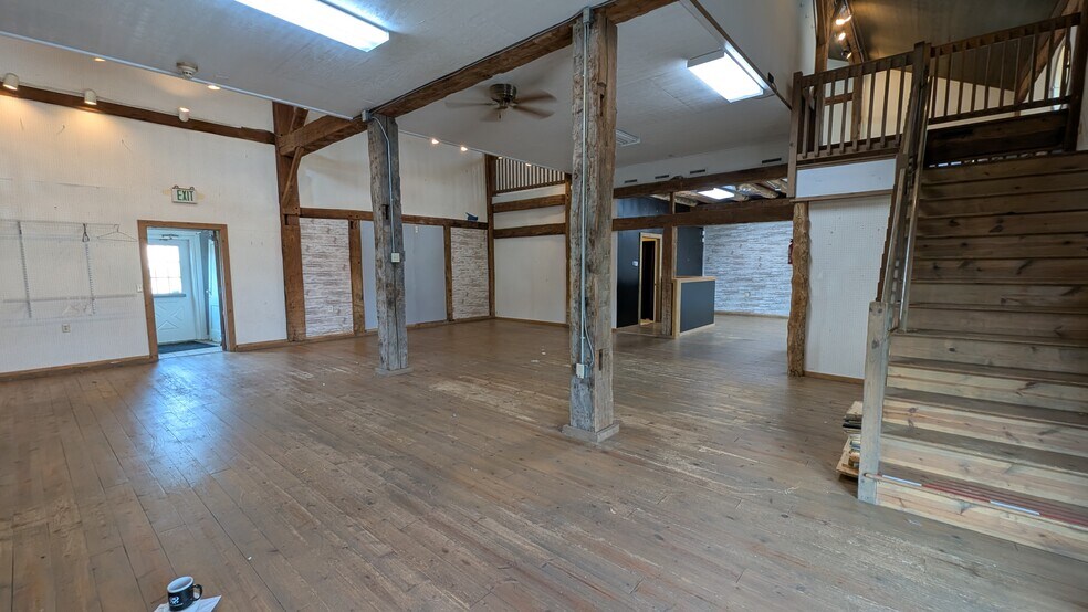 More Photos Of 12650 Adams Rd, Granger Freestanding For Lease