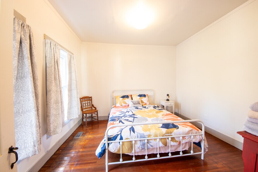 More Photos Of 345 Dorr Edson Rd, Oneonta Apartments For Sale