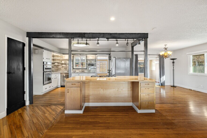 More Photos Of 180 Gallian Ln, Reno Office Residential For Sale