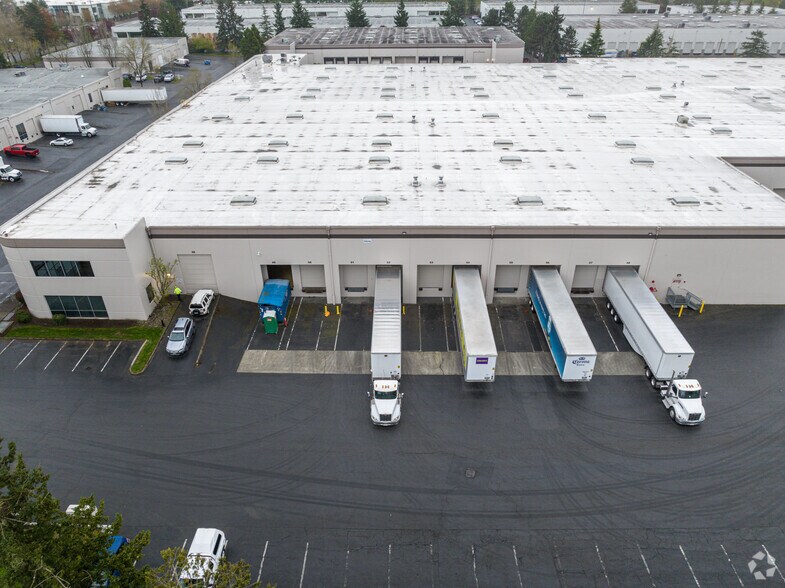 More Photos Of 21901 67th Ave S, Kent Distribution For Lease