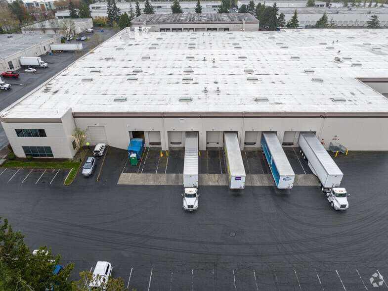 More Photos Of 21901 67th Ave S, Kent Distribution For Lease