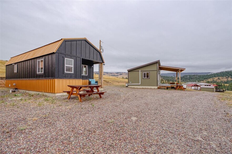 More Photos Of 7000 Browns Meadow Rd, Niarada Multifamily For Sale