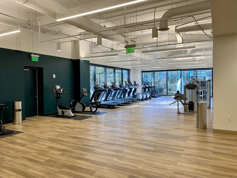 More Photos Of 10 Glenlake Pky NE, Atlanta Office For Lease