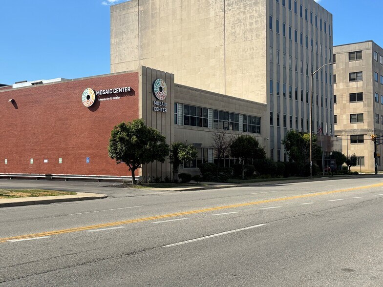 Primary Photo Of 1776 N Meridian St, Indianapolis Office For Lease