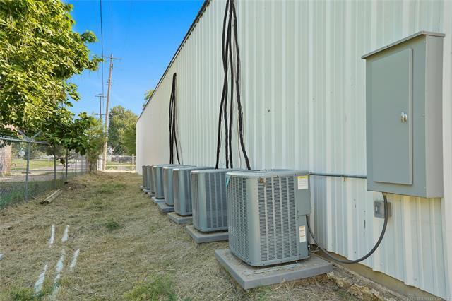 More Photos Of 603 Elgin St, Muskogee Manufacturing For Sale