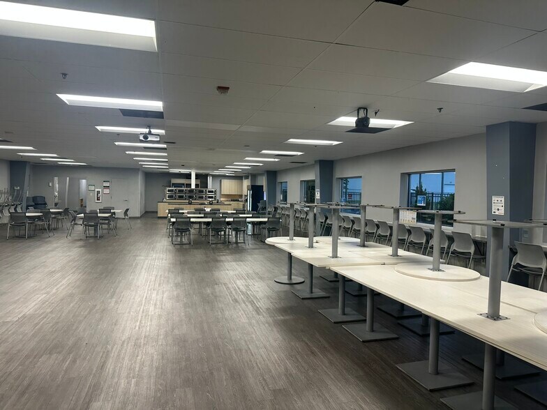 More Photos Of 100 Morgan Olson Way, Ringgold Manufacturing For Lease